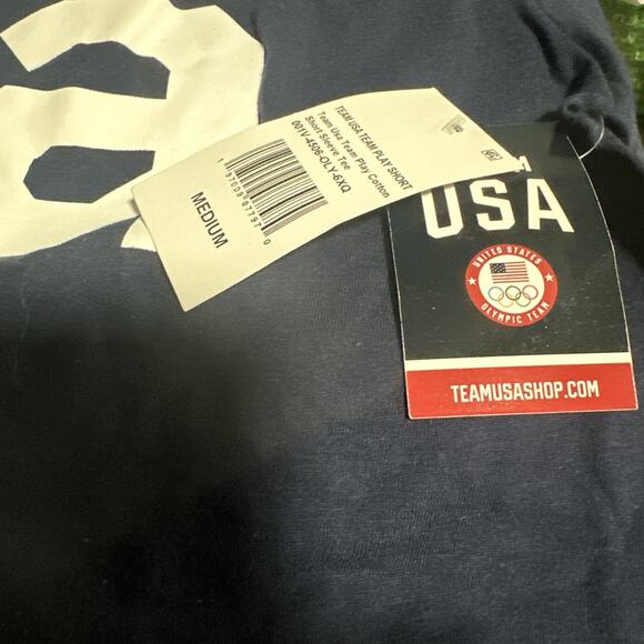 Team USA Officially Licensed Crewneck Soft Short Sleeve Tee Size Medium Cotton - Picture 3 of 4